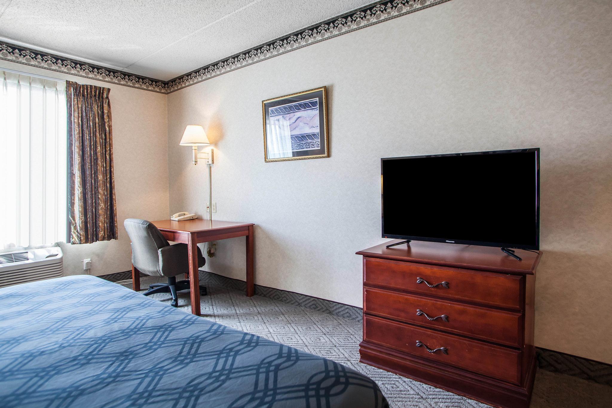 Rodeway Inn & Suites Milwaukee Airport Extérieur photo