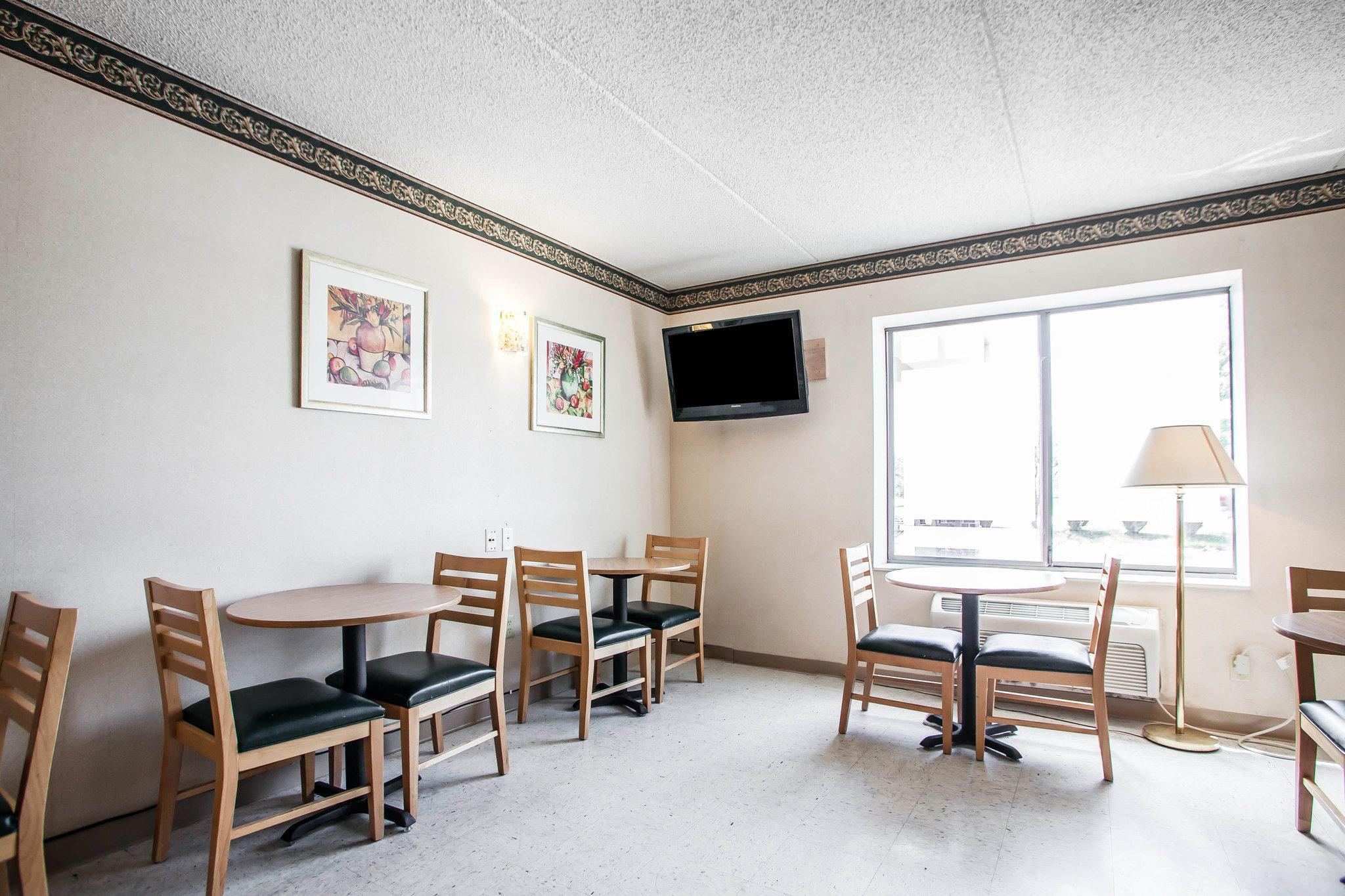 Rodeway Inn & Suites Milwaukee Airport Extérieur photo