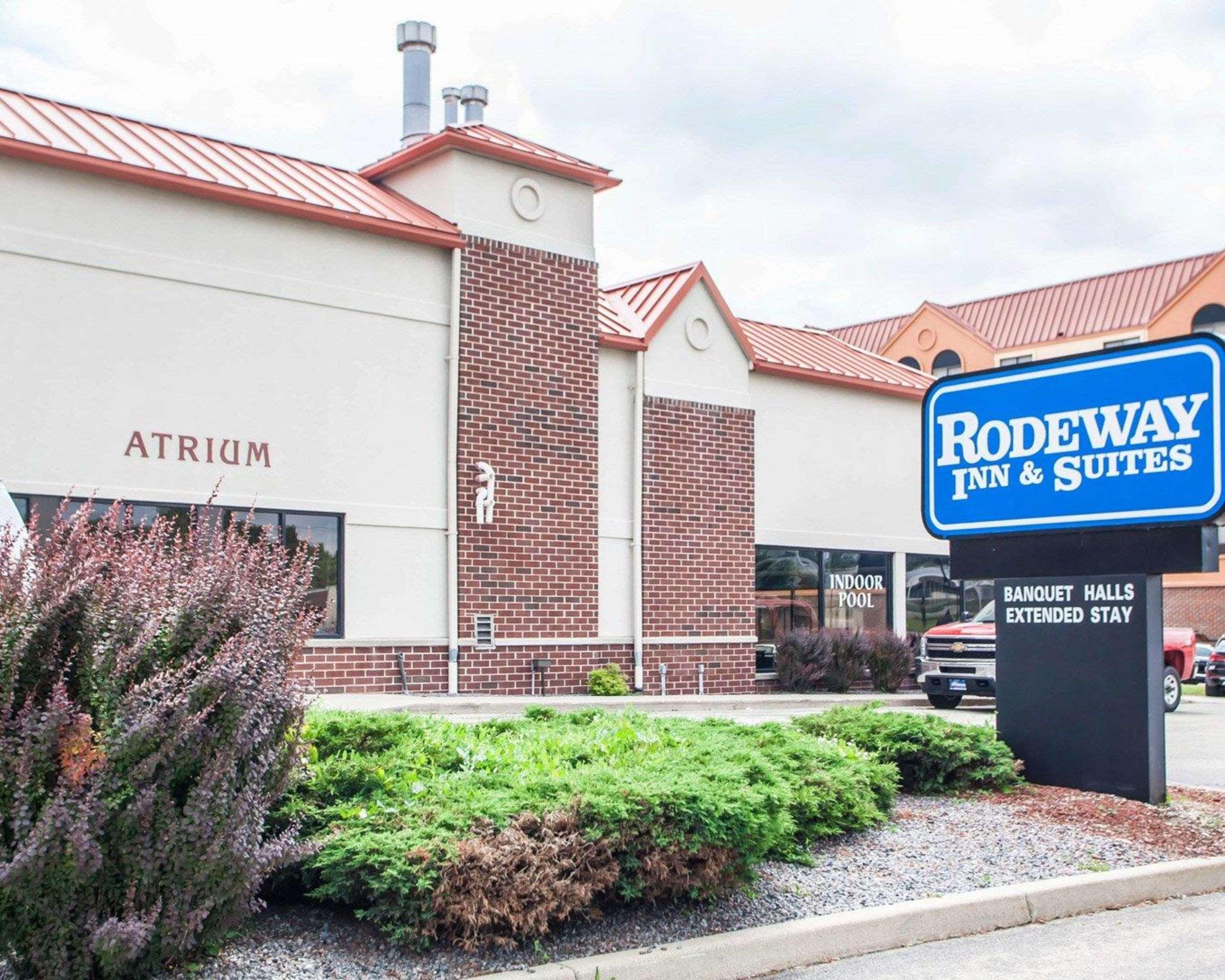 Rodeway Inn & Suites Milwaukee Airport Extérieur photo