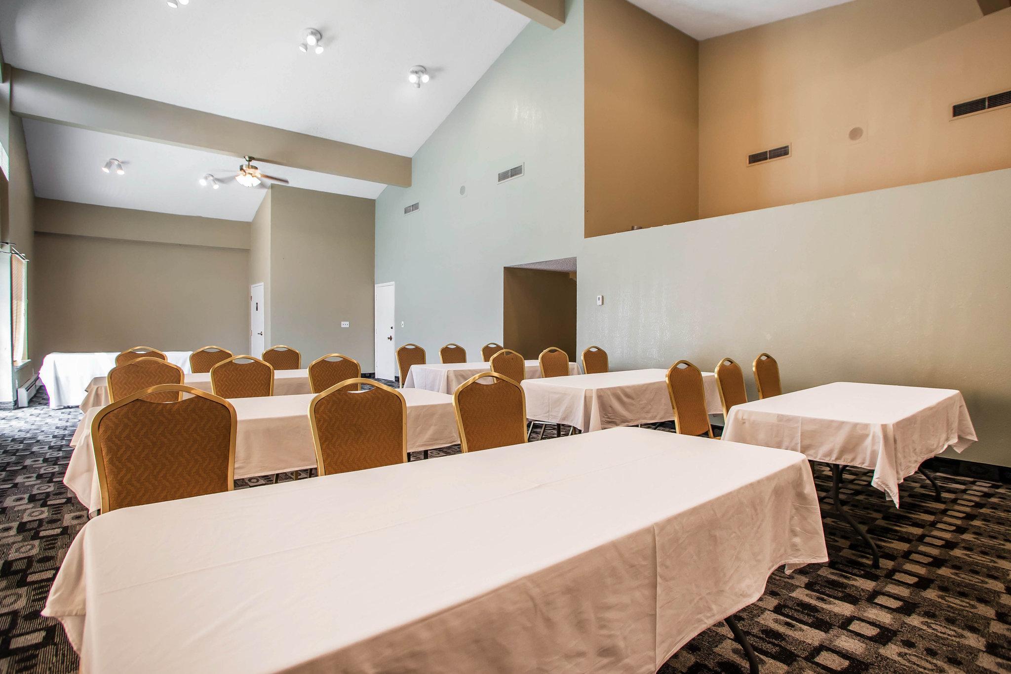 Rodeway Inn & Suites Milwaukee Airport Extérieur photo