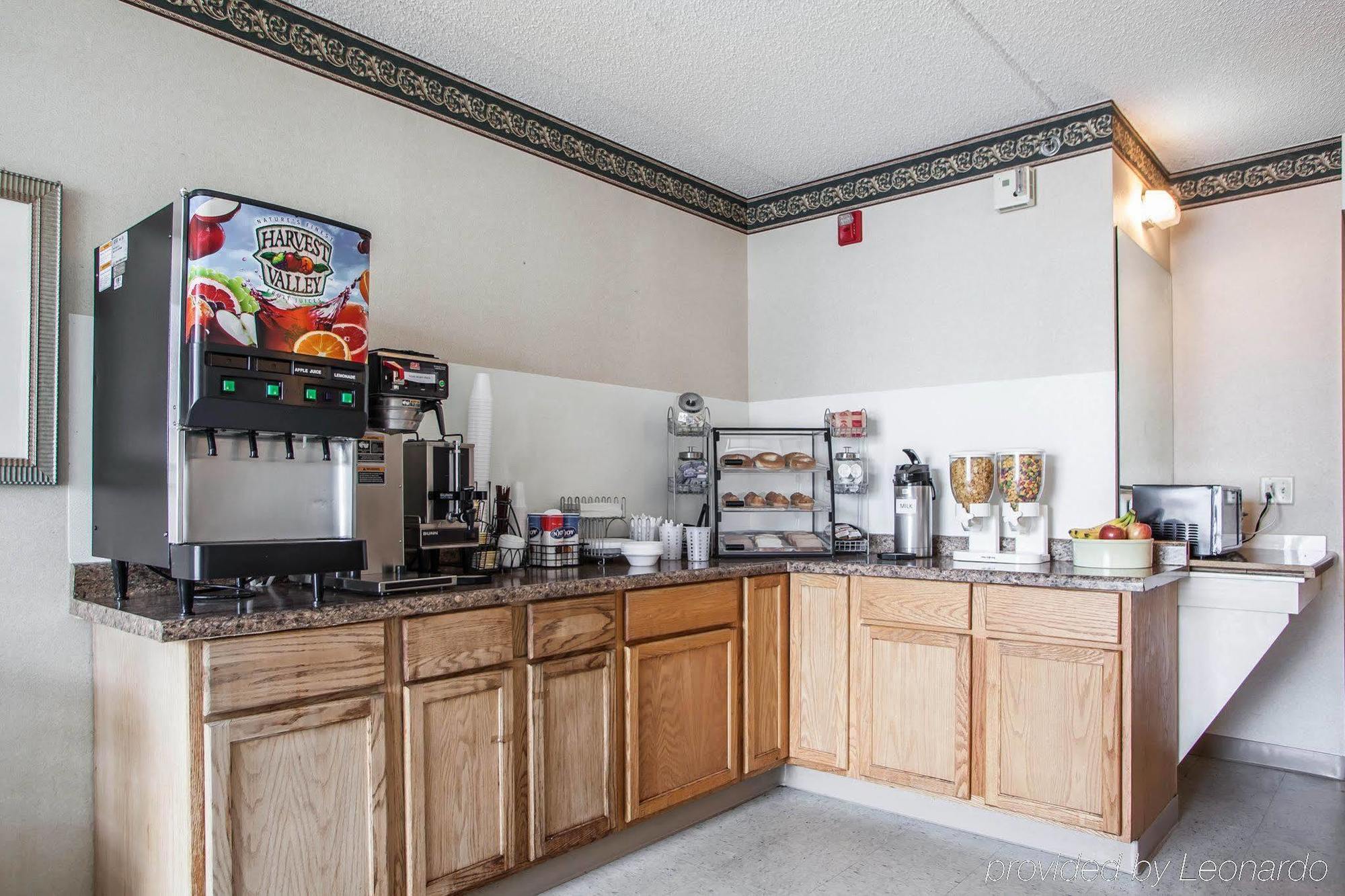 Rodeway Inn & Suites Milwaukee Airport Extérieur photo